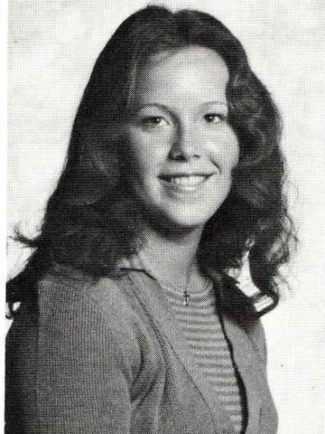 Peggy Giles
